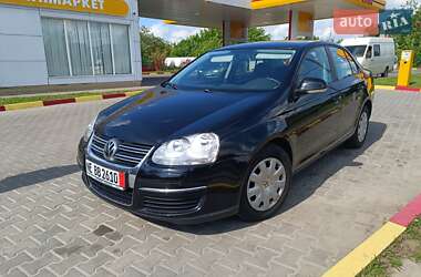 Седан Volkswagen Jetta 2010 в Луцке