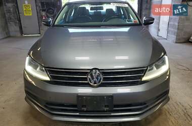 Седан Volkswagen Jetta 2017 в 