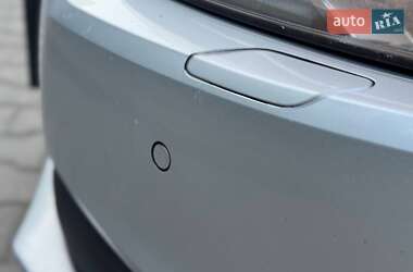Седан Volkswagen Jetta 2011 в 