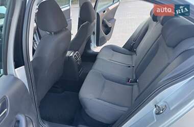 Седан Volkswagen Jetta 2011 в 