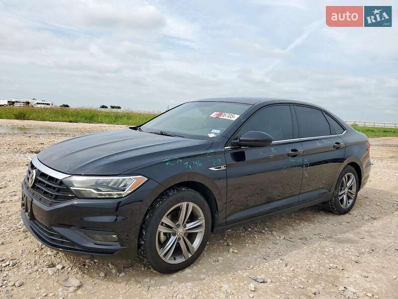 Volkswagen Jetta 2019
