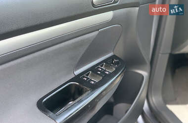 Седан Volkswagen Jetta 2006 в 