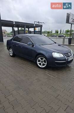 Седан Volkswagen Jetta 2007 в 