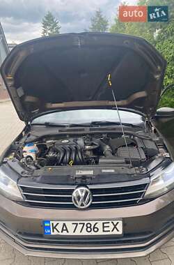 Седан Volkswagen Jetta 2014 в 