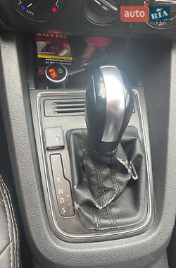 Седан Volkswagen Jetta 2014 в 