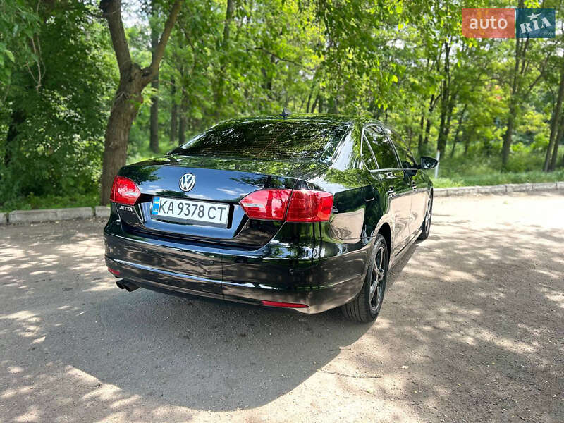 Седан Volkswagen Jetta 2012 в Кропивницькому
