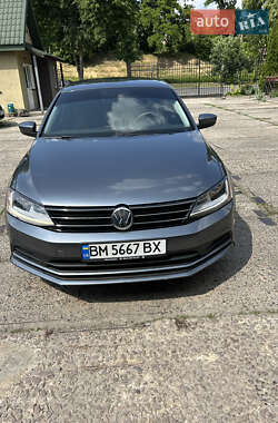 Седан Volkswagen Jetta 2017 в 