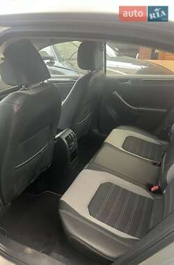 Седан Volkswagen Jetta 2016 в 
