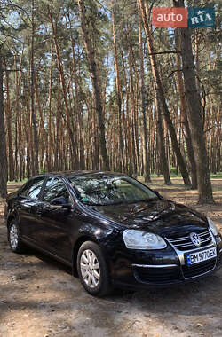 Седан Volkswagen Jetta 2005 в Сумах