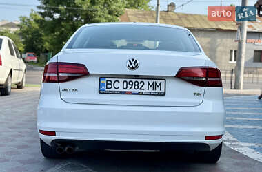 Седан Volkswagen Jetta 2017 в 