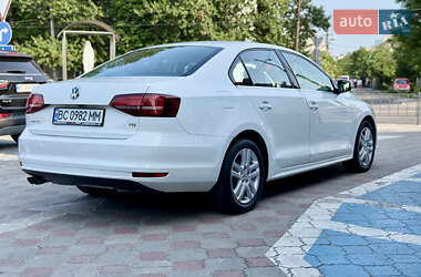 Седан Volkswagen Jetta 2017 в 