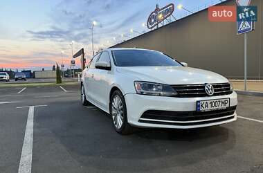 Седан Volkswagen Jetta 2016 в 