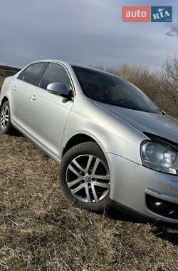 Седан Volkswagen Jetta 2006 в 