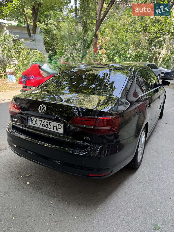 Седан Volkswagen Jetta 2017 в Києві