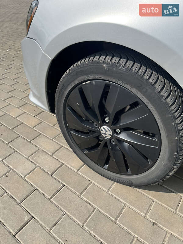 Седан Volkswagen Jetta 2015 в Луцке фото 9 Седан Volkswagen Jetta 2015 в Луцке