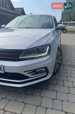 Седан Volkswagen Jetta 2016 в Василькові