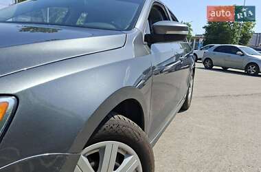 Седан Volkswagen Jetta 2014 в 