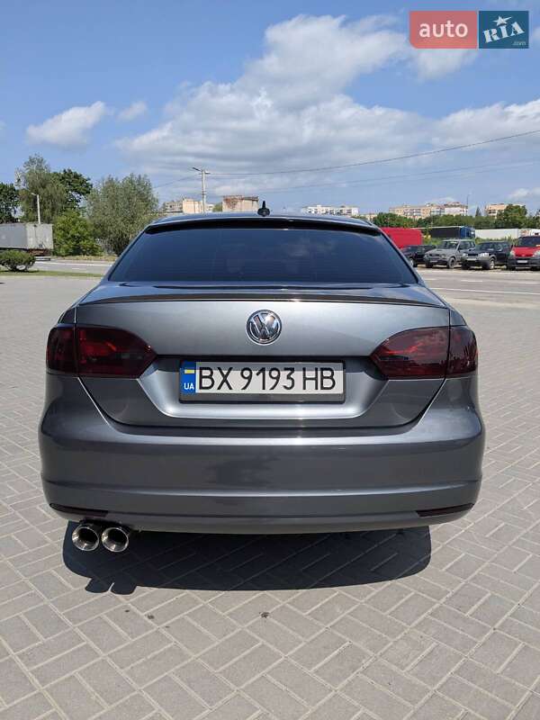 Седан Volkswagen Jetta 2014 в Каменец-Подольском фото 5 Седан Volkswagen Jetta 2014 в Каменец-Подольском