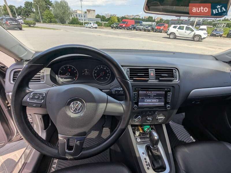 Седан Volkswagen Jetta 2014 в Каменец-Подольском фото 9 Седан Volkswagen Jetta 2014 в Каменец-Подольском