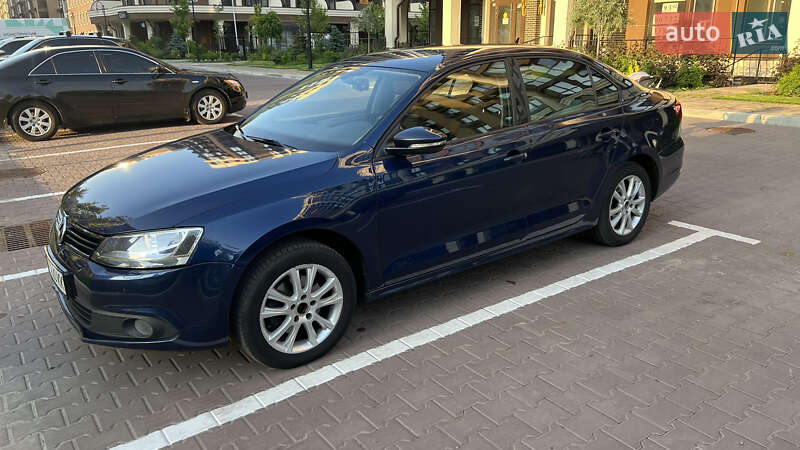 Volkswagen Jetta 2013