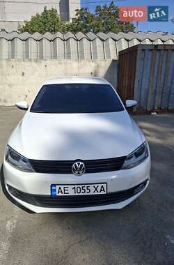 Седан Volkswagen Jetta 2013 в Сурсько-Литовському