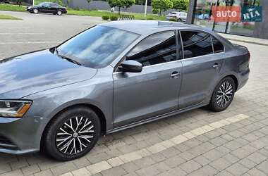 Седан Volkswagen Jetta 2017 в 