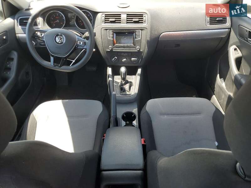 Седан Volkswagen Jetta 2017 в Луцке