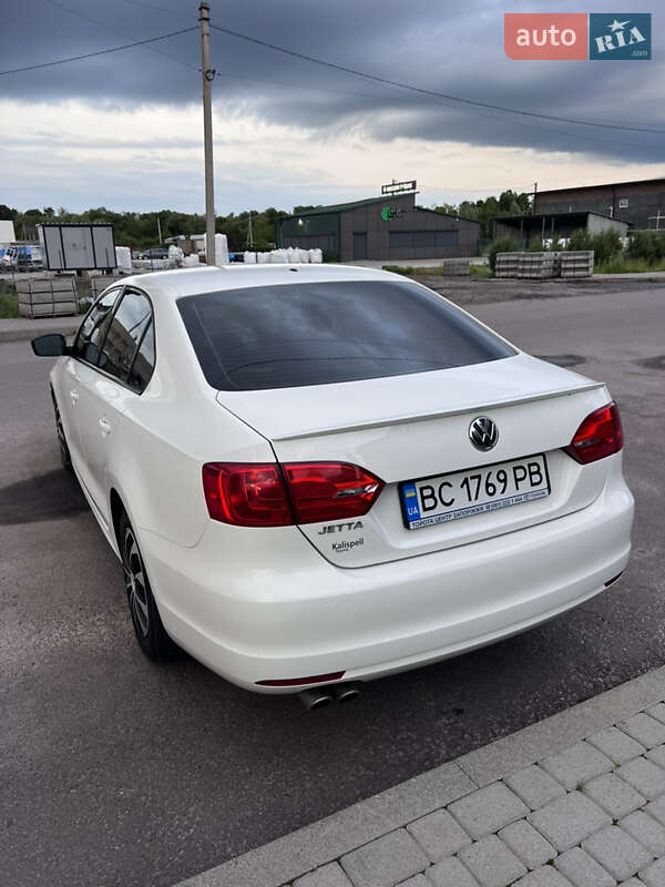 Седан Volkswagen Jetta 2012 в Шептицькому