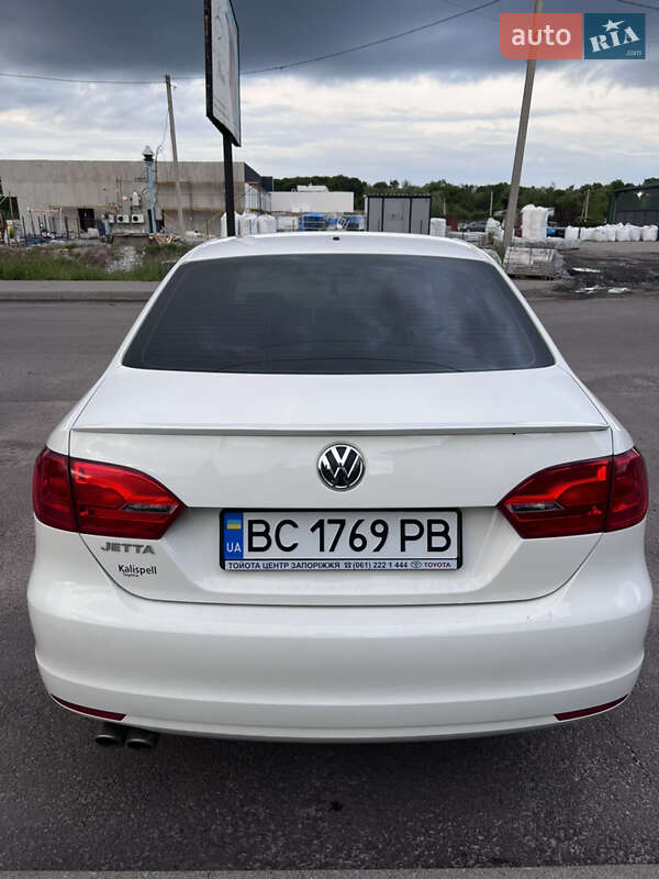 Седан Volkswagen Jetta 2012 в Шептицькому