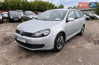 Универсал Volkswagen Jetta 2011 в Шостке