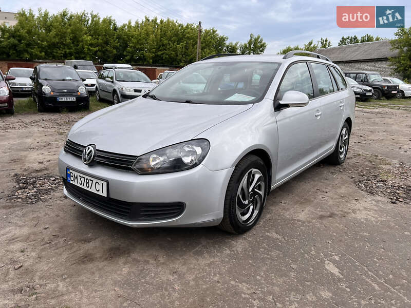 Универсал Volkswagen Jetta 2011 в Шостке