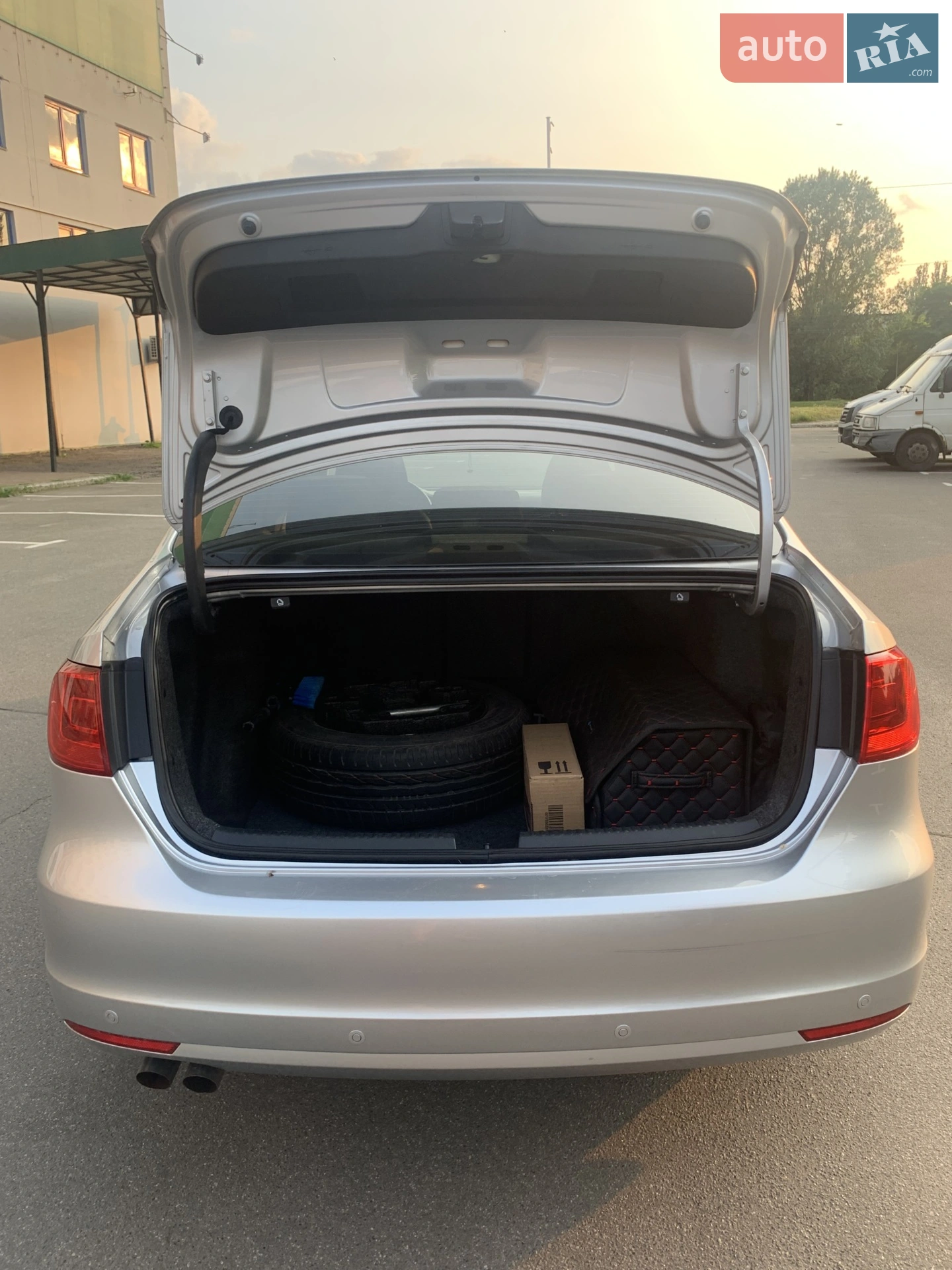 2011 Volkswagen Jetta - мініатюра 25