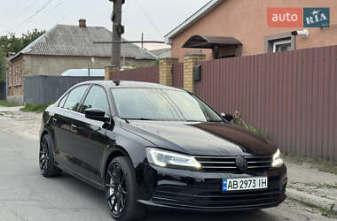 Седан Volkswagen Jetta 2017 в Сумах
