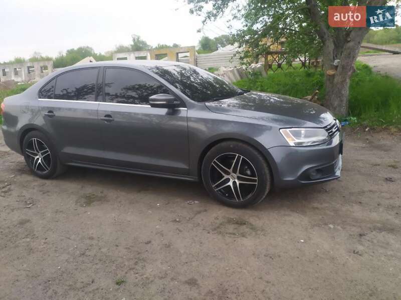 Седан Volkswagen Jetta 2013 в Оржице