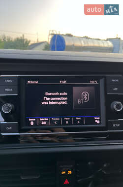 Седан Volkswagen Jetta 2019 в 