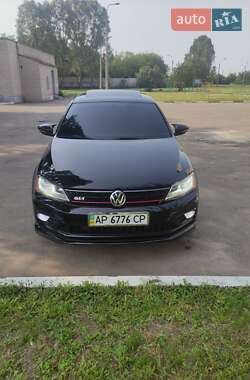 Седан Volkswagen Jetta 2016 в Запоріжжі