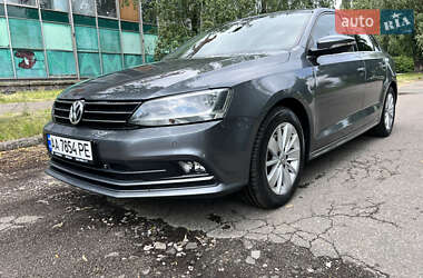 Седан Volkswagen Jetta 2016 в Києві