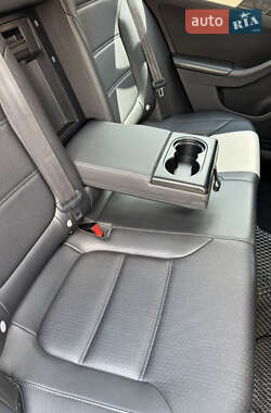 Седан Volkswagen Jetta 2013 в 