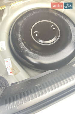 Седан Volkswagen Jetta 2012 в 