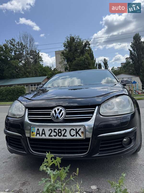 Седан Volkswagen Jetta 2006 в 