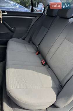 Седан Volkswagen Jetta 2006 в 