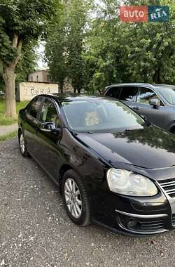 Седан Volkswagen Jetta 2006 в 