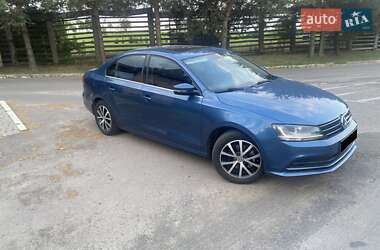 Седан Volkswagen Jetta 2017 в 