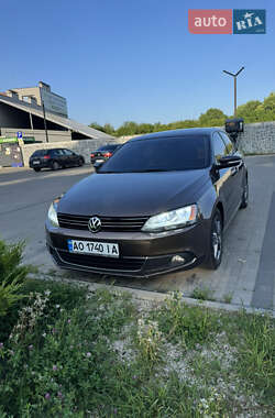 Седан Volkswagen Jetta 2014 в Ужгороде