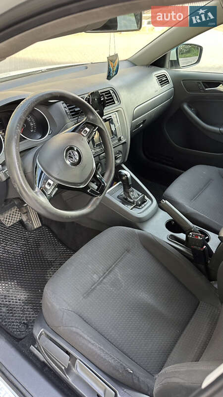 Седан Volkswagen Jetta 2016 в Вінниці
