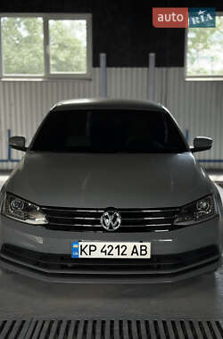 Седан Volkswagen Jetta 2013 в Дніпрі