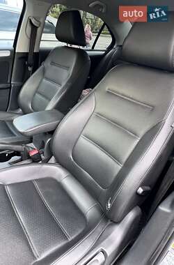 Седан Volkswagen Jetta 2013 в 