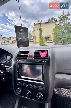 Седан Volkswagen Jetta 2008 в 