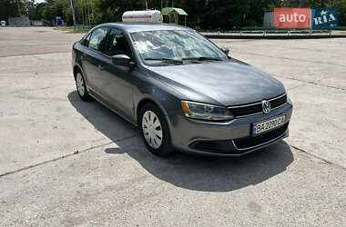 Седан Volkswagen Jetta 2011 в Кропивницком