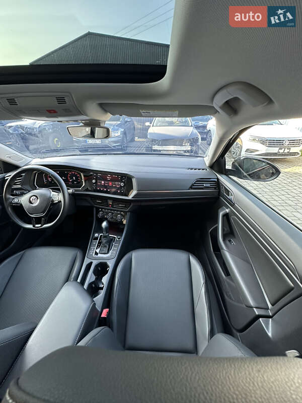 Седан Volkswagen Jetta 2019 в Білогородці